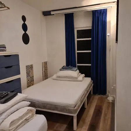 Apartment 1 Bedroom 15 Min By Tram To Centre! Amsterdam