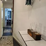 1 Bedroom 15 Min By Tram To Centre! Apartment *
