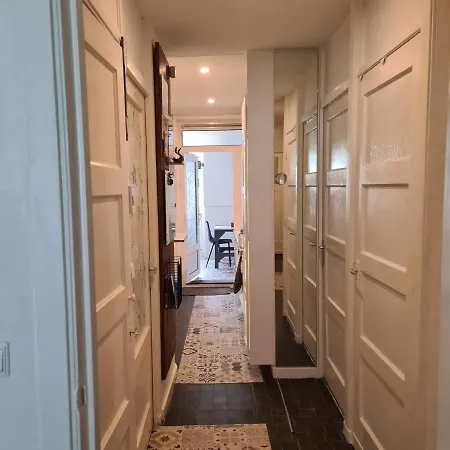 1 Bedroom 15 Min By Tram To Centre! * 암스테르담